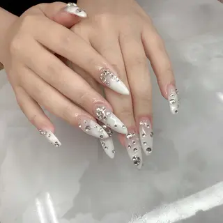 ネイル Msalon所属・渡久地 夢のネイルデザイン