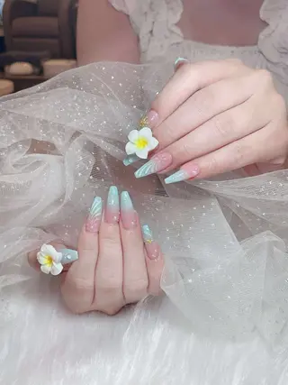 ネイル Queen Nail Salon所属・Queen Nail Salonのネイルデザイン