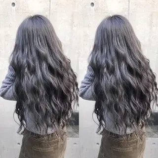 ロング カラー パーマ ヘアアレンジ メンズ キッズ ネイル マツエク・マツパ 💟Chloe原宿店 🩶ハイトーンのヘアスタイル