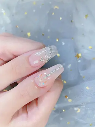 ネイル ネイルサロンエクラ 🫧Shizukaのネイルデザイン