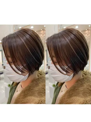 ショート カラー 🫧ふくだ りな 🕊のヘアスタイル