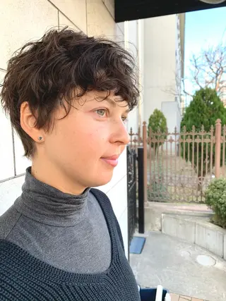 ショート カラー rewards成城学園前店所属・hiro【沿線で叶う 似合わせhair】のヘアスタイル