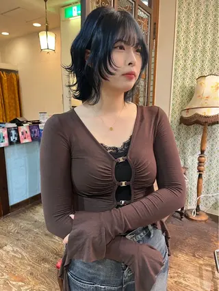 ショート カラー みほ 心斎橋美容室のヘアスタイル