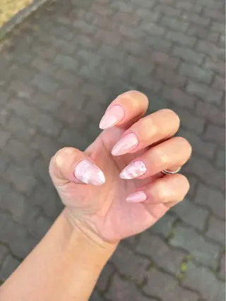 ネイル nail salon Belle所属・林 玲菜のネイルデザイン