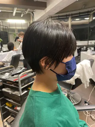 ショート レイヤー特化/小顔顔 周り/セノ/表参道のヘアスタイル
