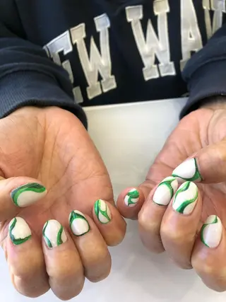 ネイル MELLMODE所属・Nakano Kanaのネイルデザイン