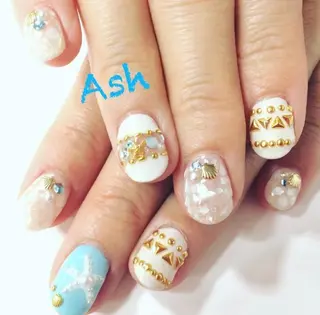 ネイル 🩵NORIKO 上品ネイルが得意🩵のネイルデザイン