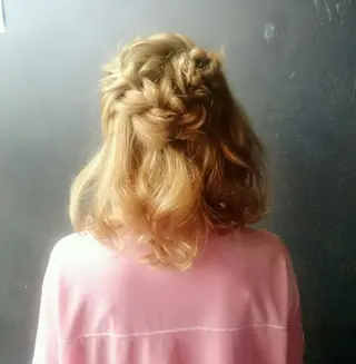 ヘアアレンジ ショート ミディアム エクステの神様 ▫️原島ユウヤ▫️のヘアスタイル