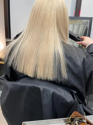 カラー HONO/韓国 🇰🇷大阪エクステのヘアスタイル