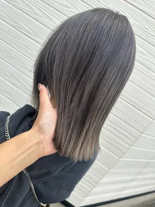 ショート 半田 知穂のヘアスタイル