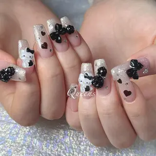 ネイル Queens テイのネイルデザイン