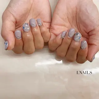 ネイル アイネイルズ所属・早川 梓のネイルデザイン