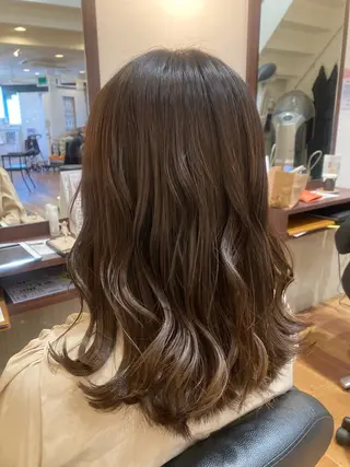 ミディアム MOLLASALON 浅香山店所属・髪質改善カラー 縮毛矯正🤍辻桃加のヘアスタイル