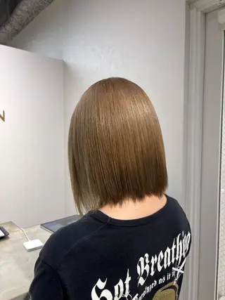 ミディアム 吉澤 愛心のヘアスタイル