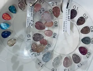 ネイル Dazzle eye lash所属・Dazzle綾瀬駅 ♡cocoroのマツエク・マツパデザイン