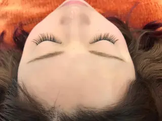 マツエク・マツパ 岡田詩織 MODE Ks松原店のヘアスタイル