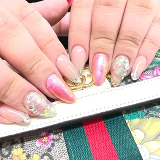 ネイル ユリシスネイル 担当近藤のネイルデザイン