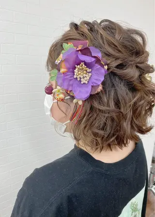 ミディアム ヘアアレンジ GRANLUSSO 〜グランルッソ駅前店所属・木口 嘉美のヘアスタイル