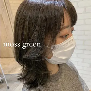 カラー ヤマダ サクラのヘアスタイル