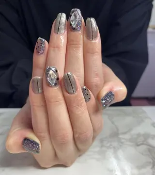 ネイル 🦋ネイルサロン ブラン🌈ゆりのネイルデザイン