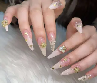 ネイル Hara Nail 【パラジェル使用】のネイルデザイン