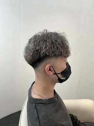 ショート カラー パーマ メンズ レイフィールド観光通り店所属・Ryo ⭐︎のヘアスタイル