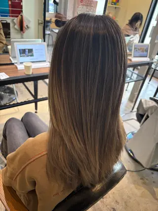 セミロング カラー La fith 店長 城谷颯人のヘアスタイル