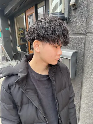 ショート QUONHEAL(クオンヒール)所属・重名 陸のヘアスタイル