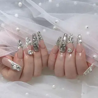 ネイル ENsalon AKIRAのネイルデザイン