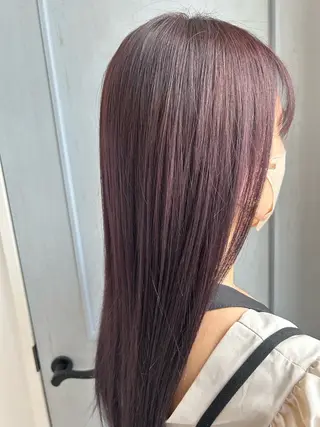 ロング カラー Reina .のヘアスタイル