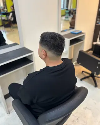 メンズ MIRAN stylistのヘアスタイル