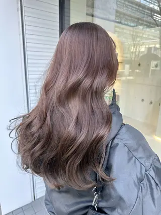 ロング カラー 韓国ヘア顔周りカット 艶髪ベージュtamaのヘアスタイル