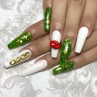 ネイル KAONAIL昭島店 【伊藤】のネイルデザイン