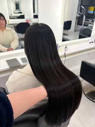 ロング カラー ParveMix 楠本結菜のヘアスタイル