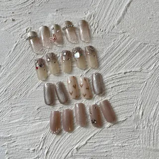 ネイル mayu 𓃠のネイルデザイン