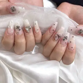 ネイル n'eige nail所属・大谷 綾香のネイルデザイン