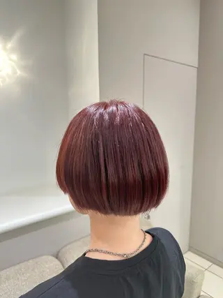ショート カラー 久保 響香のヘアスタイル