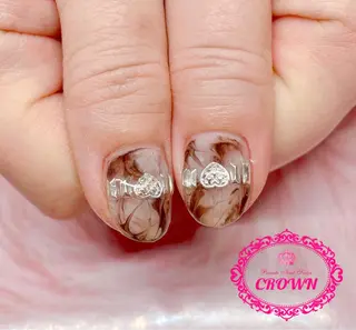 ネイル CROWN プライベートサロンのネイルデザイン