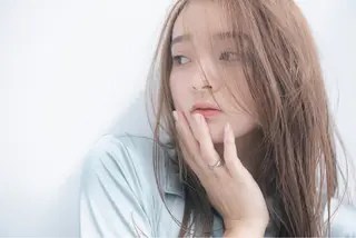 ロング カラー 大人可愛い透明感🌟 小顔・韓国髪🌟野中のヘアスタイル