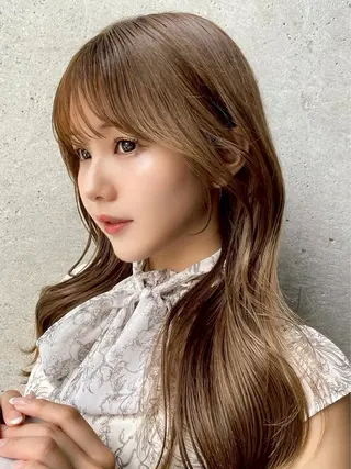 ロング カラー ✨顔まわりカット ✨渋谷人気No.1✨のヘアスタイル