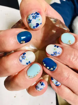 ネイル nico.nico.mark NAIL所属・小林 梓のエステ・リラクイメージ