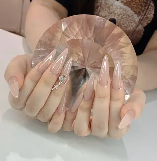 ネイル LoaChaton kaeのネイルデザイン