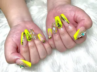 ネイル Beauty salon 100＋大鳥居店所属・100＋大鳥居店 MIKAのネイルデザイン