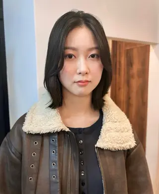 ミディアム カラー loty hair design所属・SEIRA🤍 レイヤーカットのヘアスタイル