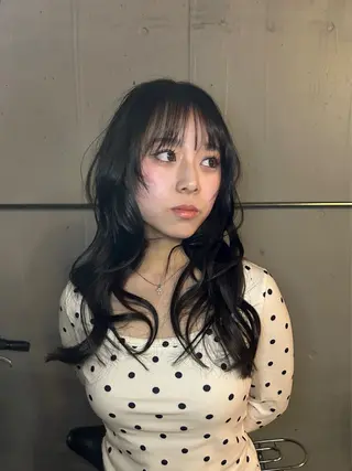 ロング カラー Inity／ Nina✩.*˚のヘアスタイル