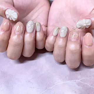 ネイル ウシク ミユキのネイルデザイン