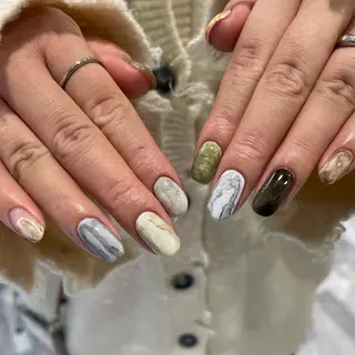 ネイル ユナ🌙 nailのネイルデザイン