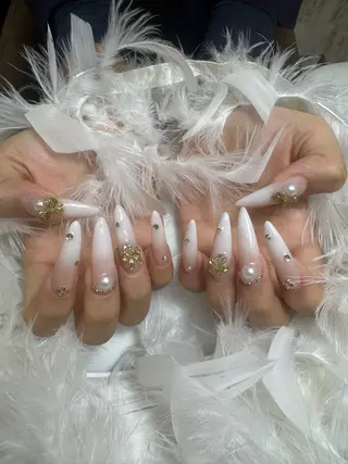 ネイル DIAMOND Nail🥇のネイルデザイン