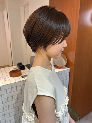 ショート W所属・小林 朋花のヘアスタイル