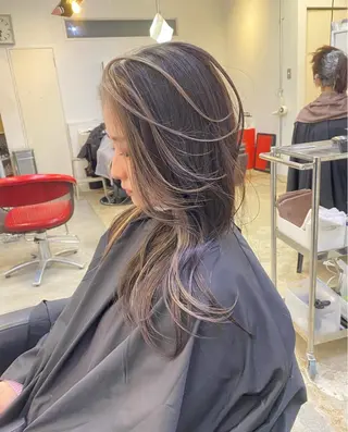 ロング カラー Rune清水所属・Rune シュトウダイチのヘアスタイル